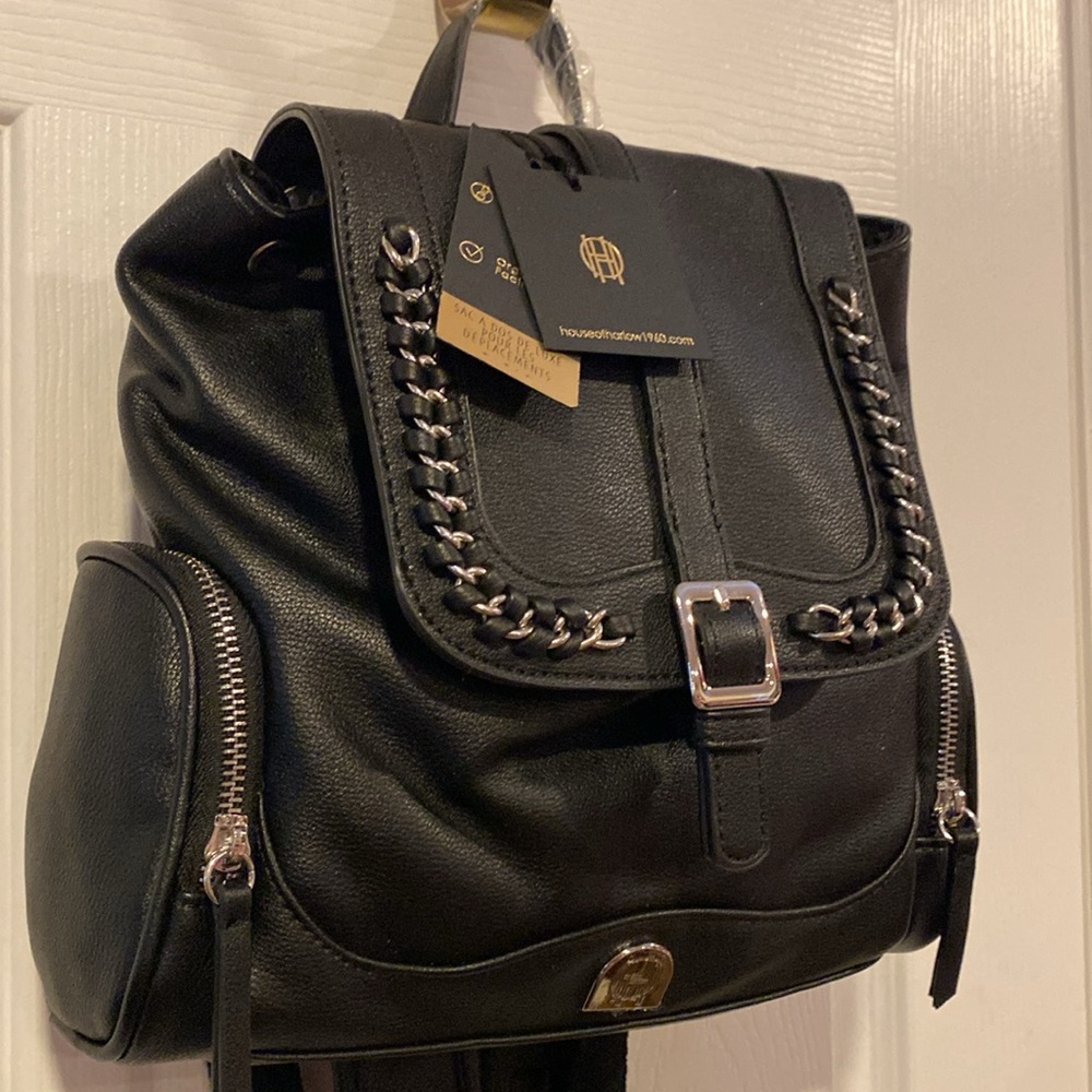 BNWT HOUSE OF HARLOW 1960 Chain Detail Faux Leather Black Women's Backpack - Picture 3 of 10